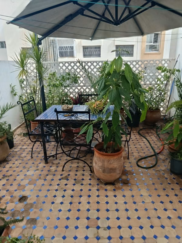 Apartment for rent in Racine. 4 rooms. Parking and elevator