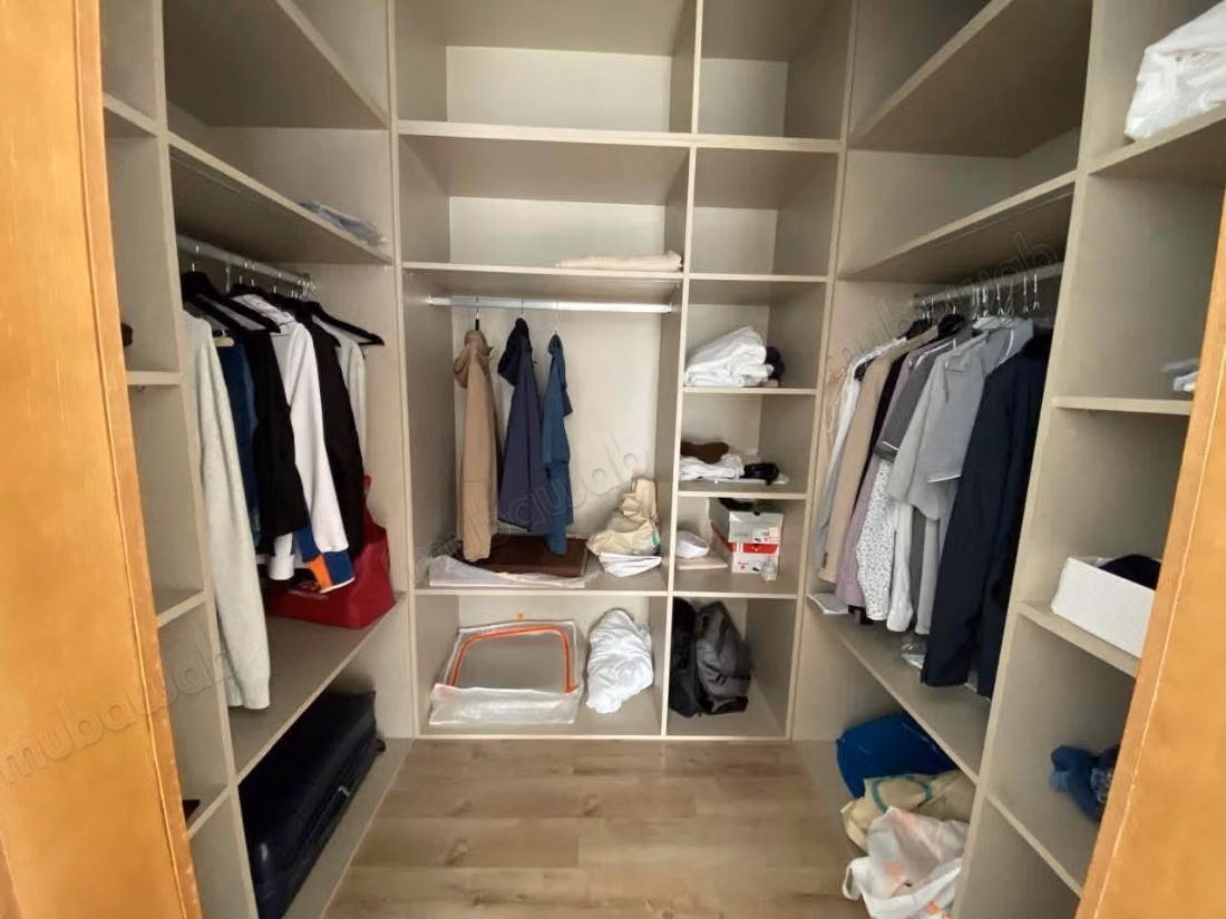 Beautiful furnished apartment for rent in Casablanca Finance City. 3 lovely bedrooms. Well furnished