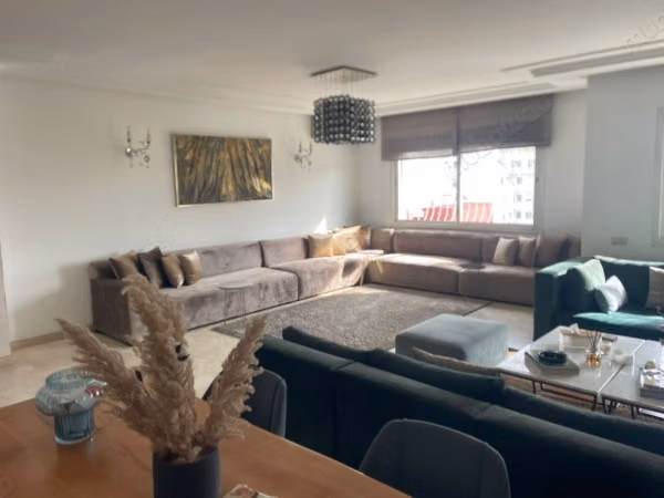 Te huur Mooi gemeubileerd appartement CIL