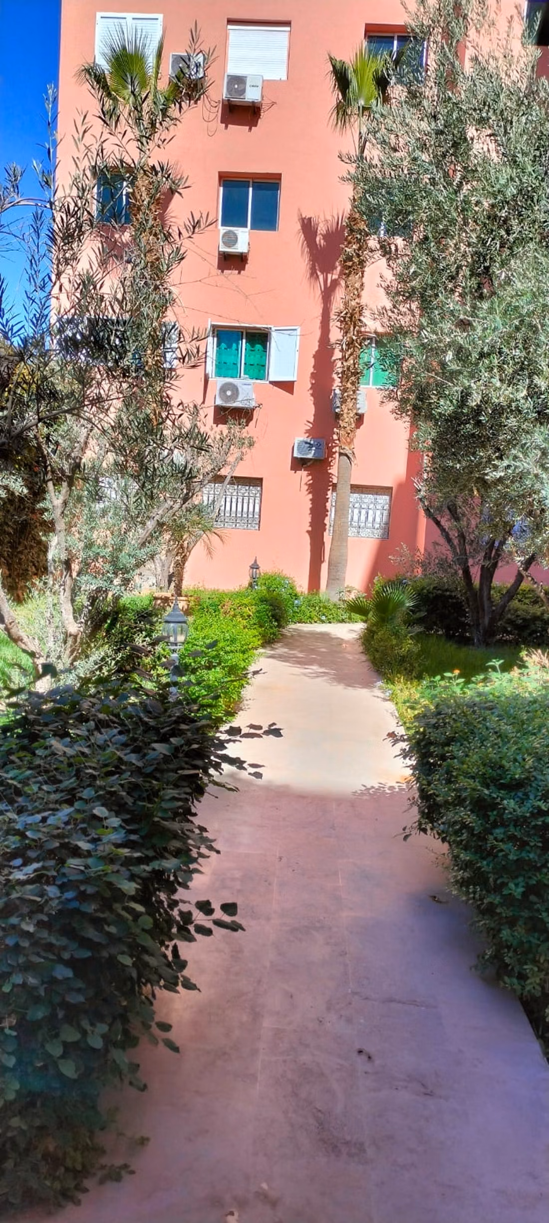 Appartement meublé 76m2 
Gueliz 
Proche gare
