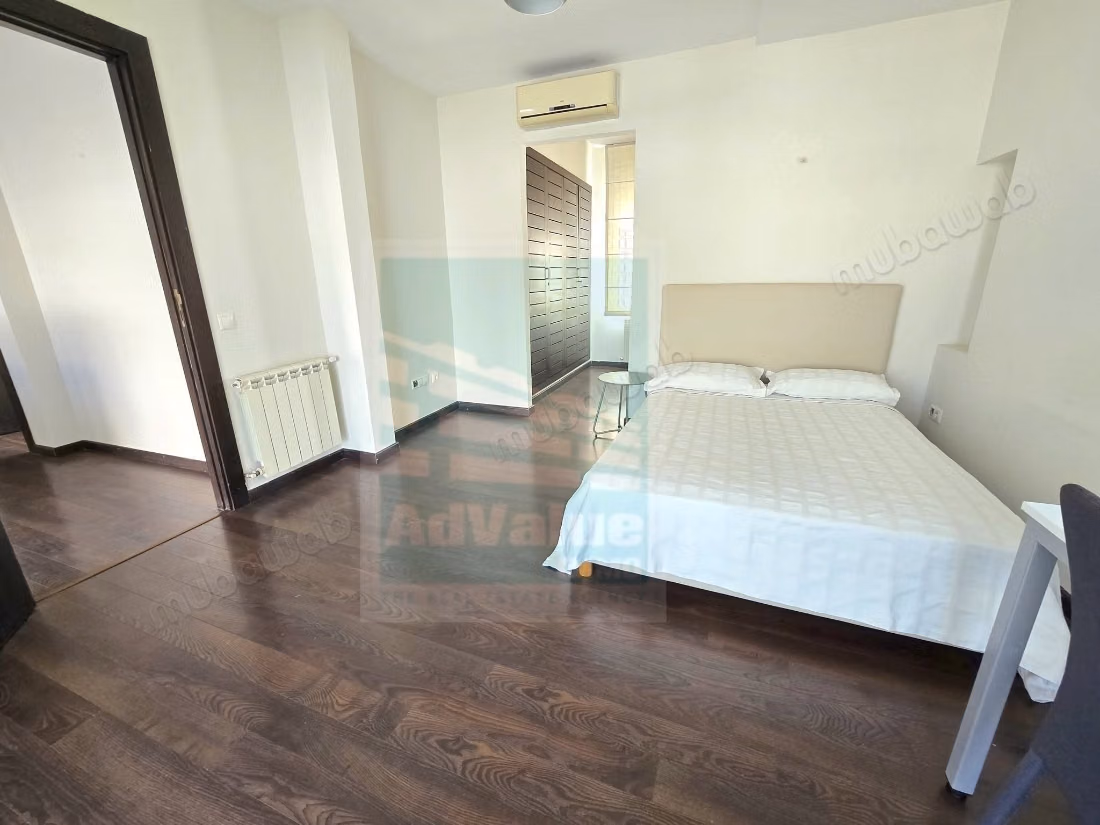 DV. 895: Villa avec piscine à Sidi Maarouf