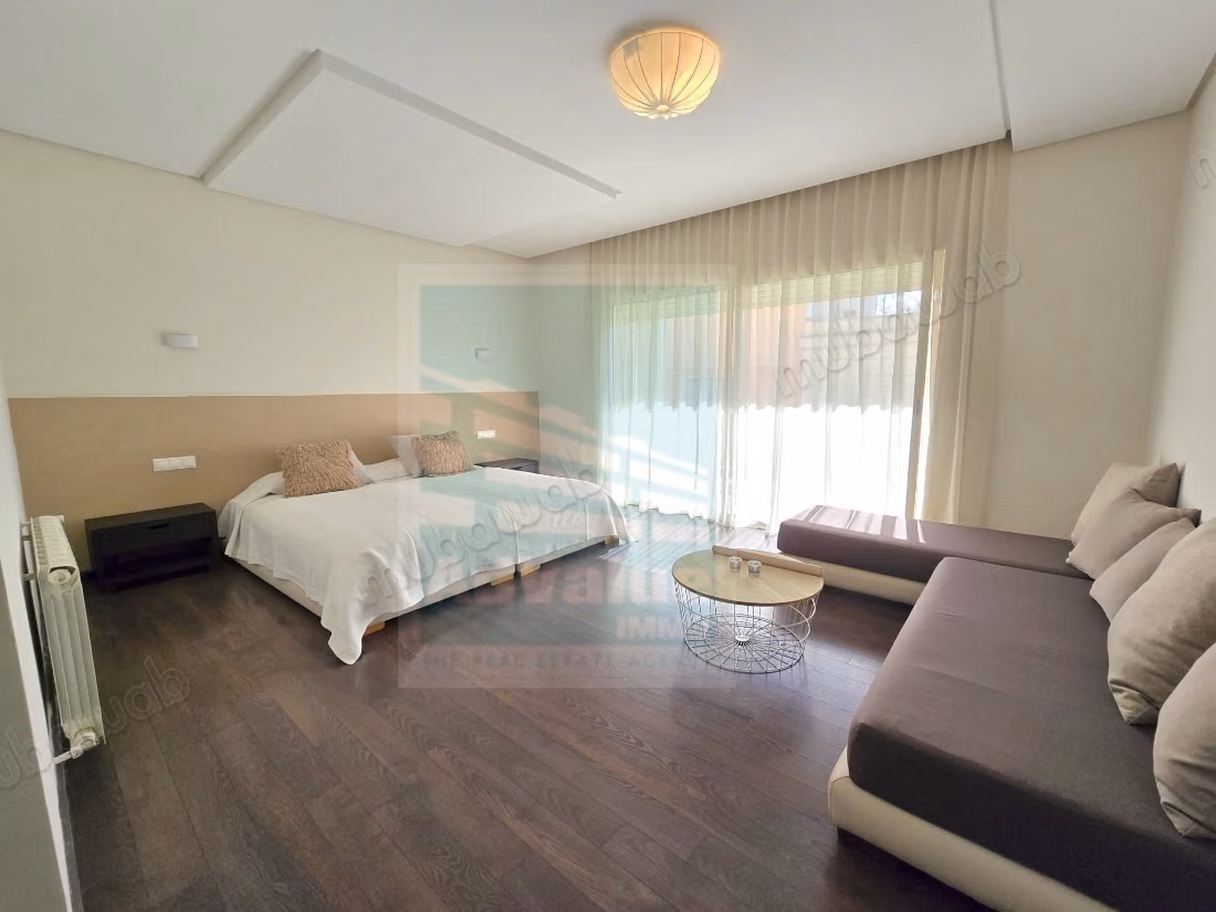 DV. 895: Villa avec piscine à Sidi Maarouf