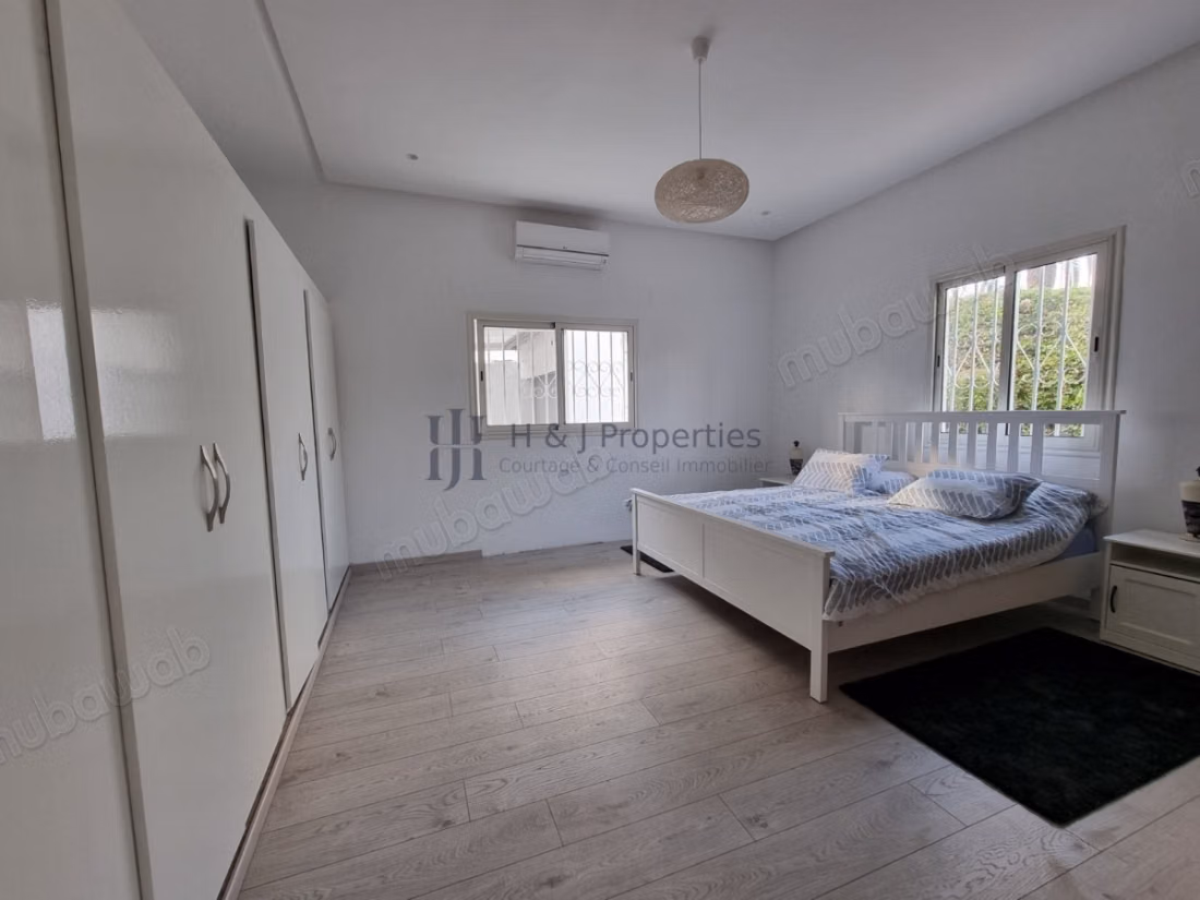 Villa t4 plain pied meublee 620m² – 3 chambres