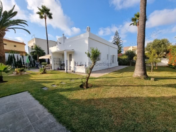 Villa t4 plain pied meublee 620m² – 3 chambres