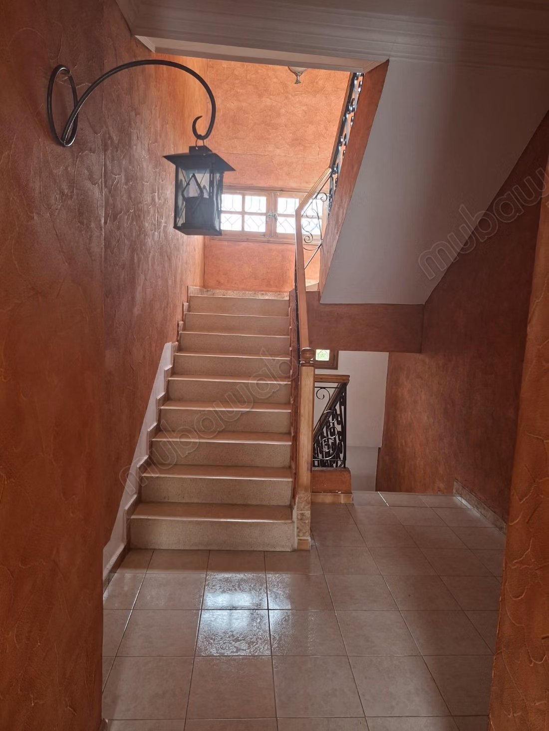 Sale villa in Bir Rami total 215 m² with high potential