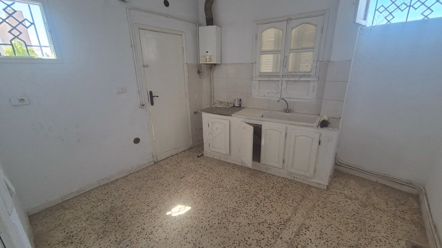 In vendita – Casa indipendente – Città Ibn Khaldoun, Tunisia