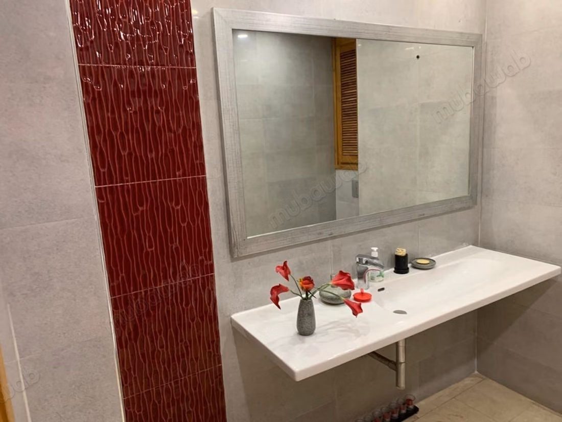 Espectacular apartamento en alquiler en Gauthier. 5 habitaciones grandes. Parking y ascensor