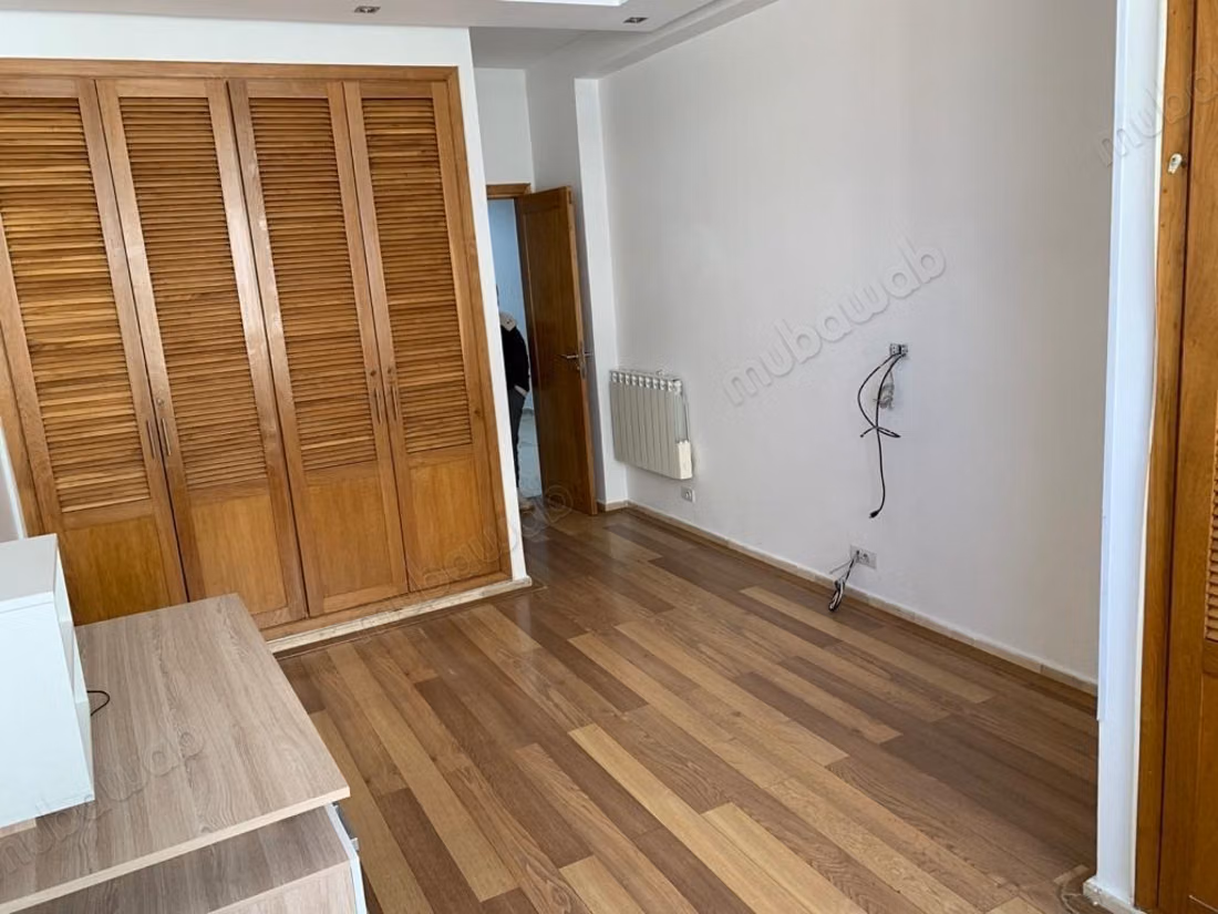 Espectacular apartamento en alquiler en Gauthier. 5 habitaciones grandes. Parking y ascensor