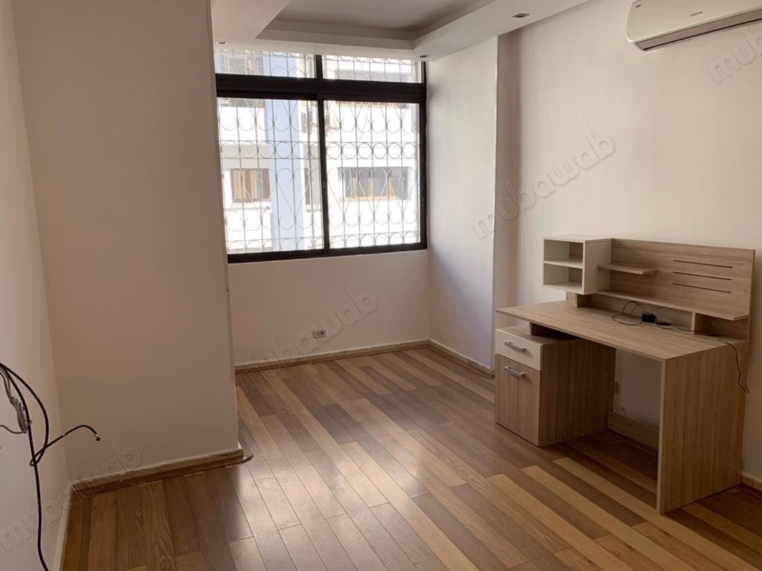 Espectacular apartamento en alquiler en Gauthier. 5 habitaciones grandes. Parking y ascensor