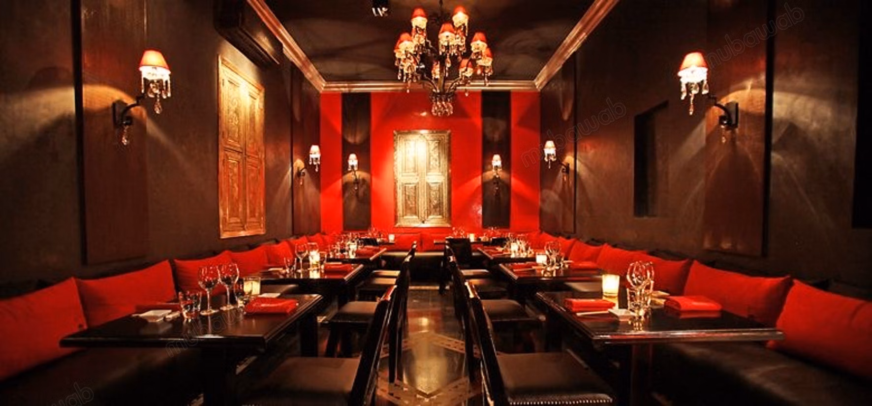 Restaurant lounge à la vente équipé entièrement murs et fond de commerce