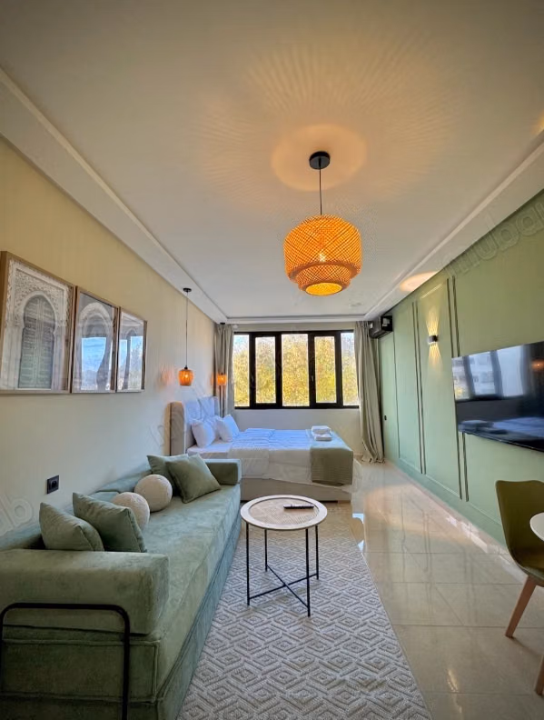 Luxury studio for 2 persons available today