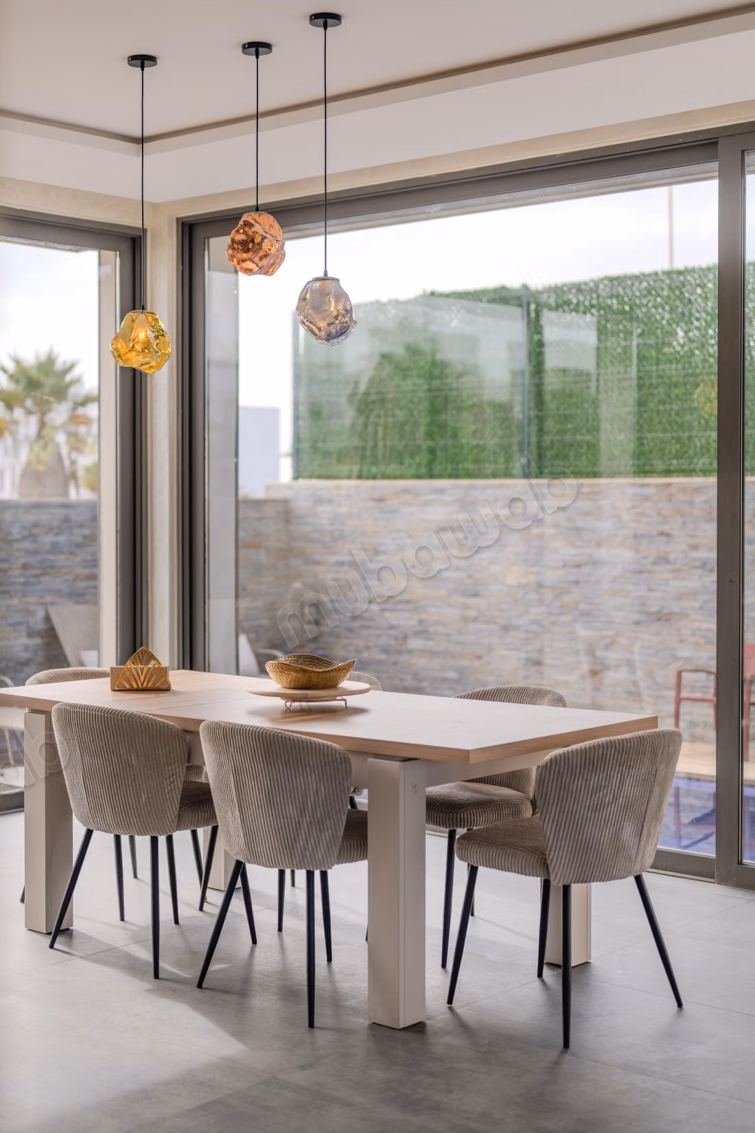 Superb Contemporary Villa 100m from the Beach