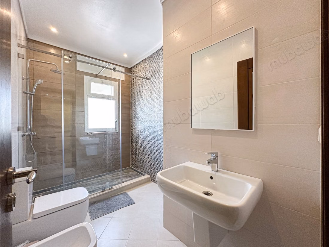 Villa de lujo en alquiler mensual en Noynoy ciudad de Tánger. 5 habitaciones excelentes. Amueblada