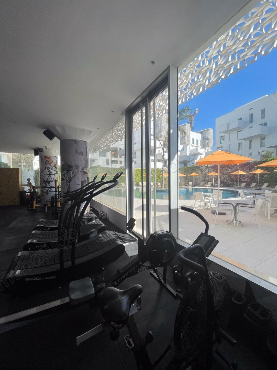 Seizoensverhuur in Casablanca Finance City. Oppervlakte 64 m². Terras en lift