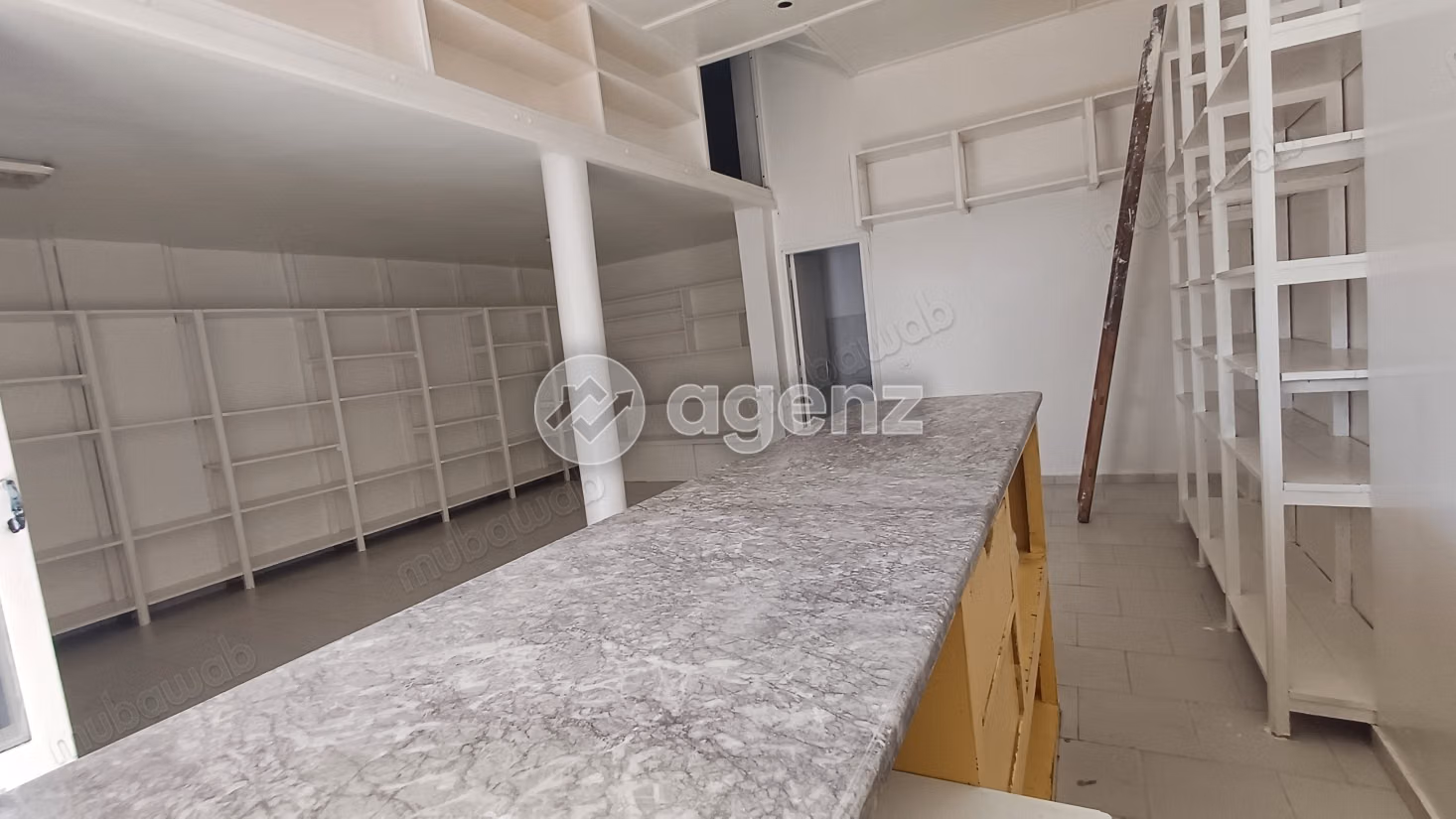 Commerce à vendre 42 m² Agdal Rabat