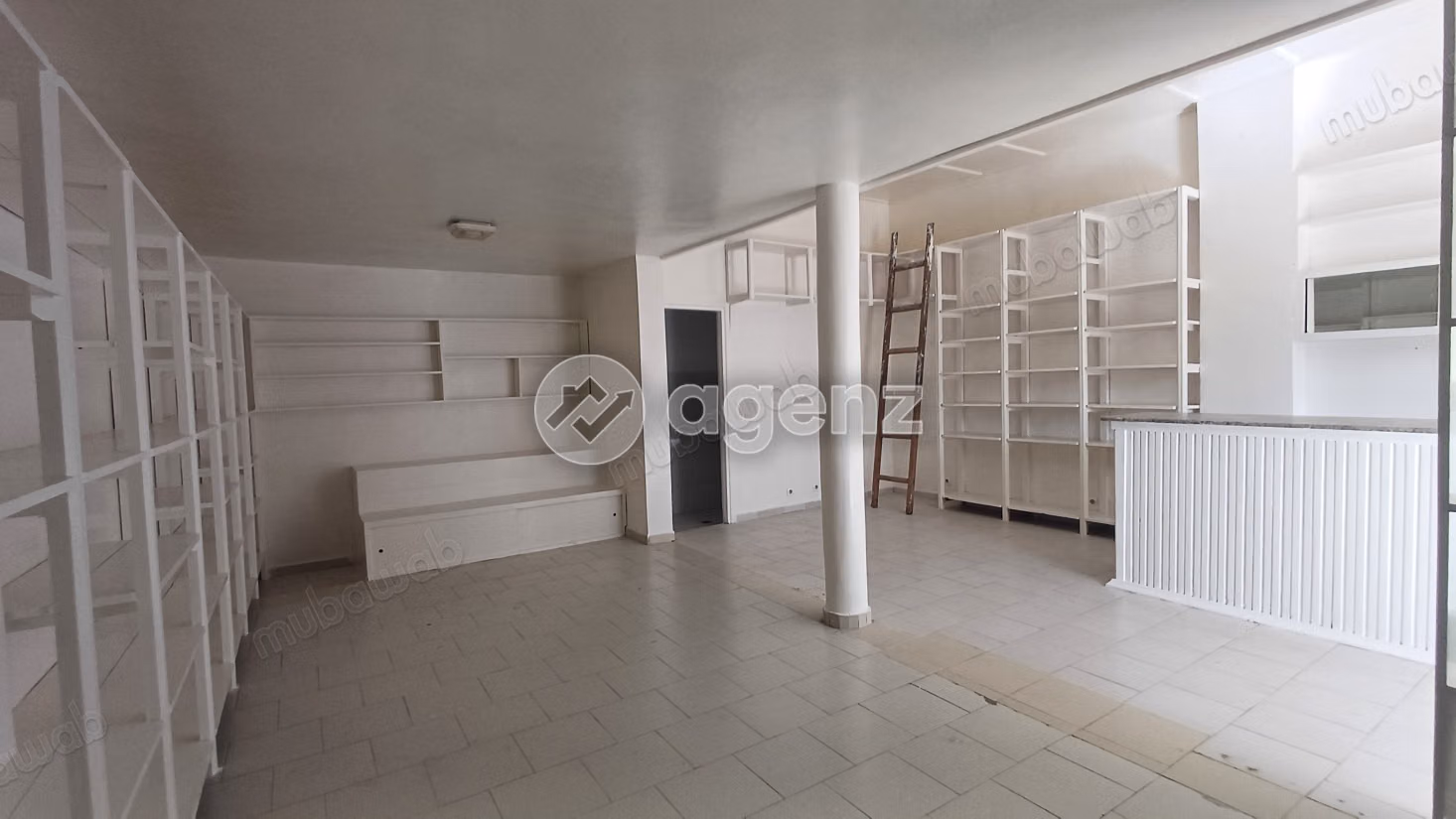 Commerce à vendre 42 m² Agdal Rabat