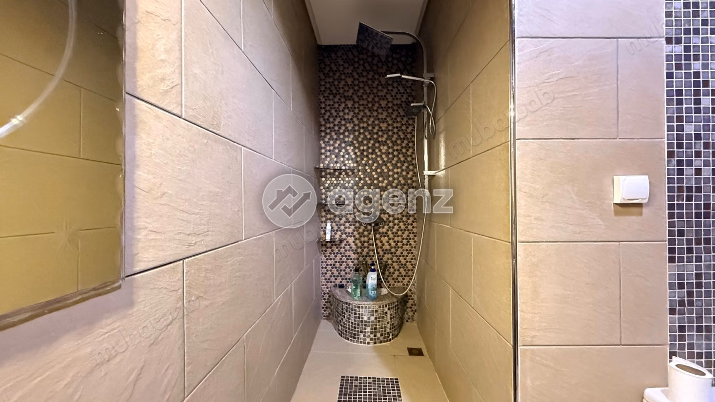 Appartement 122 m² à Belvédère — 20