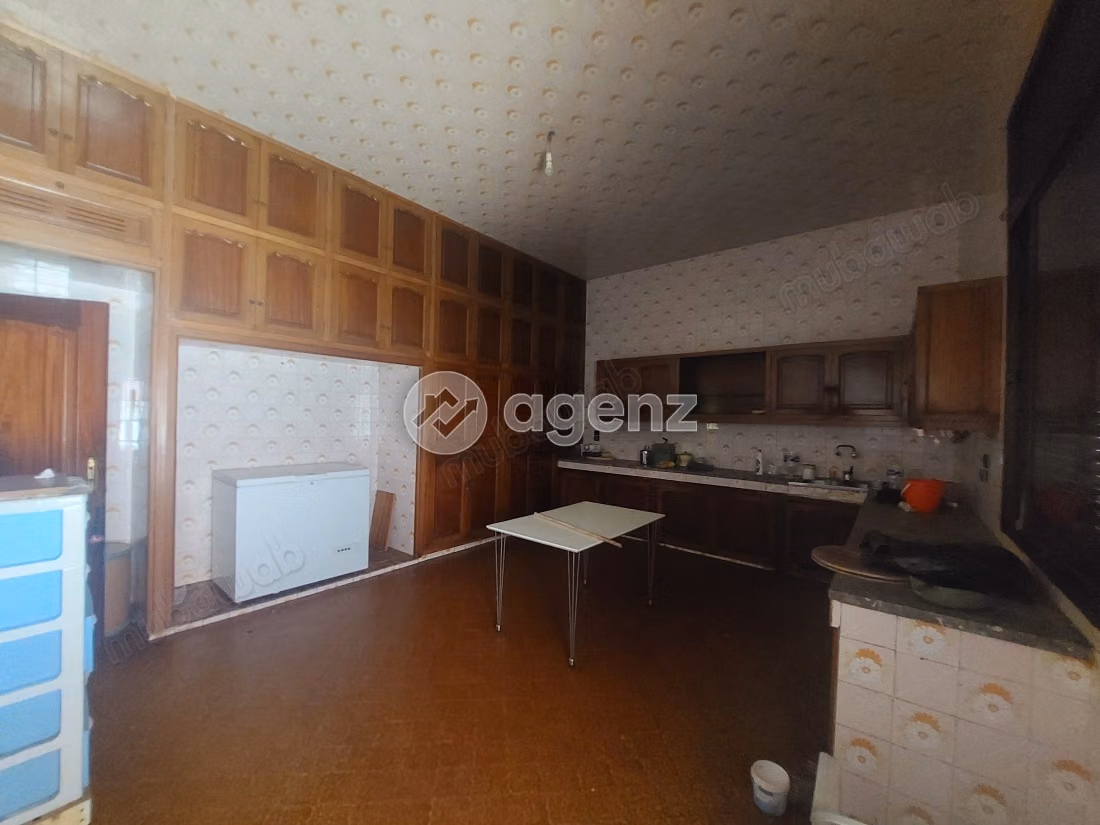 Villa for sale 1,317 m², 6 bedrooms Racine Casablanca