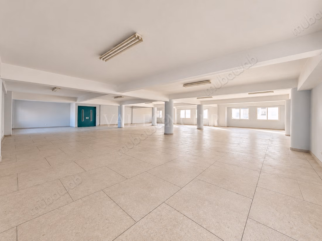 For sale – Industrial building of approximately 2,640 m² – Sidi Bernoussi, Zone I2S1