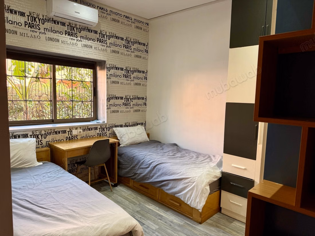 Beautiful 3-bedroom furnished apartment with garden