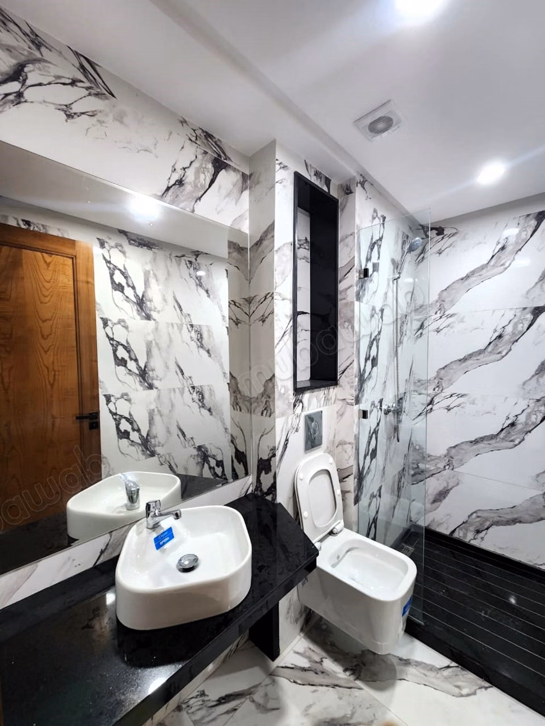 Studio vide Luxe 46m2 à Bd Taddart 
Rp Bachkou