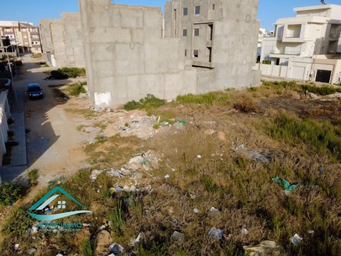 Terrain 242 m² à Jinen El Mansourah Kelibia