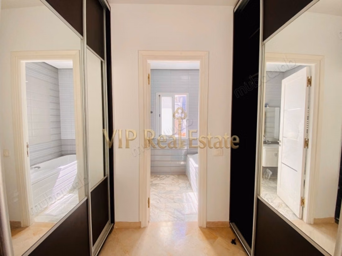 In affitto un Duplex S3 con vista mare