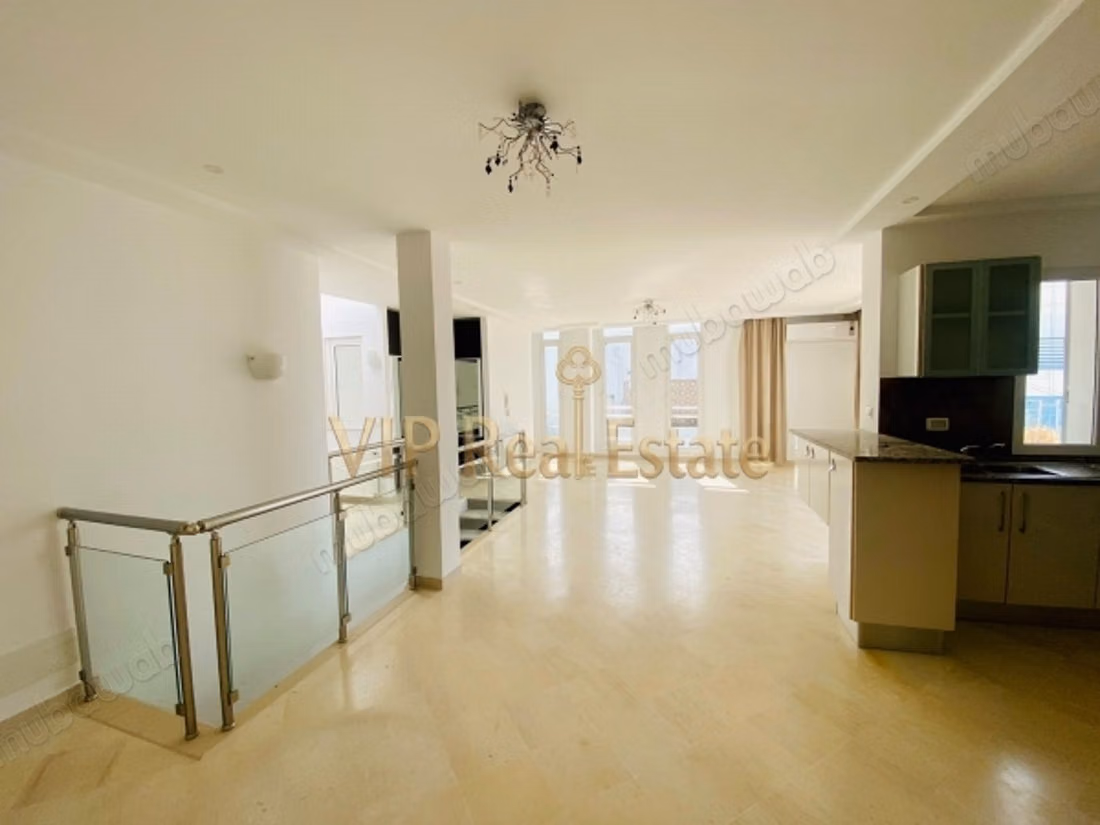 In affitto un Duplex S3 con vista mare
