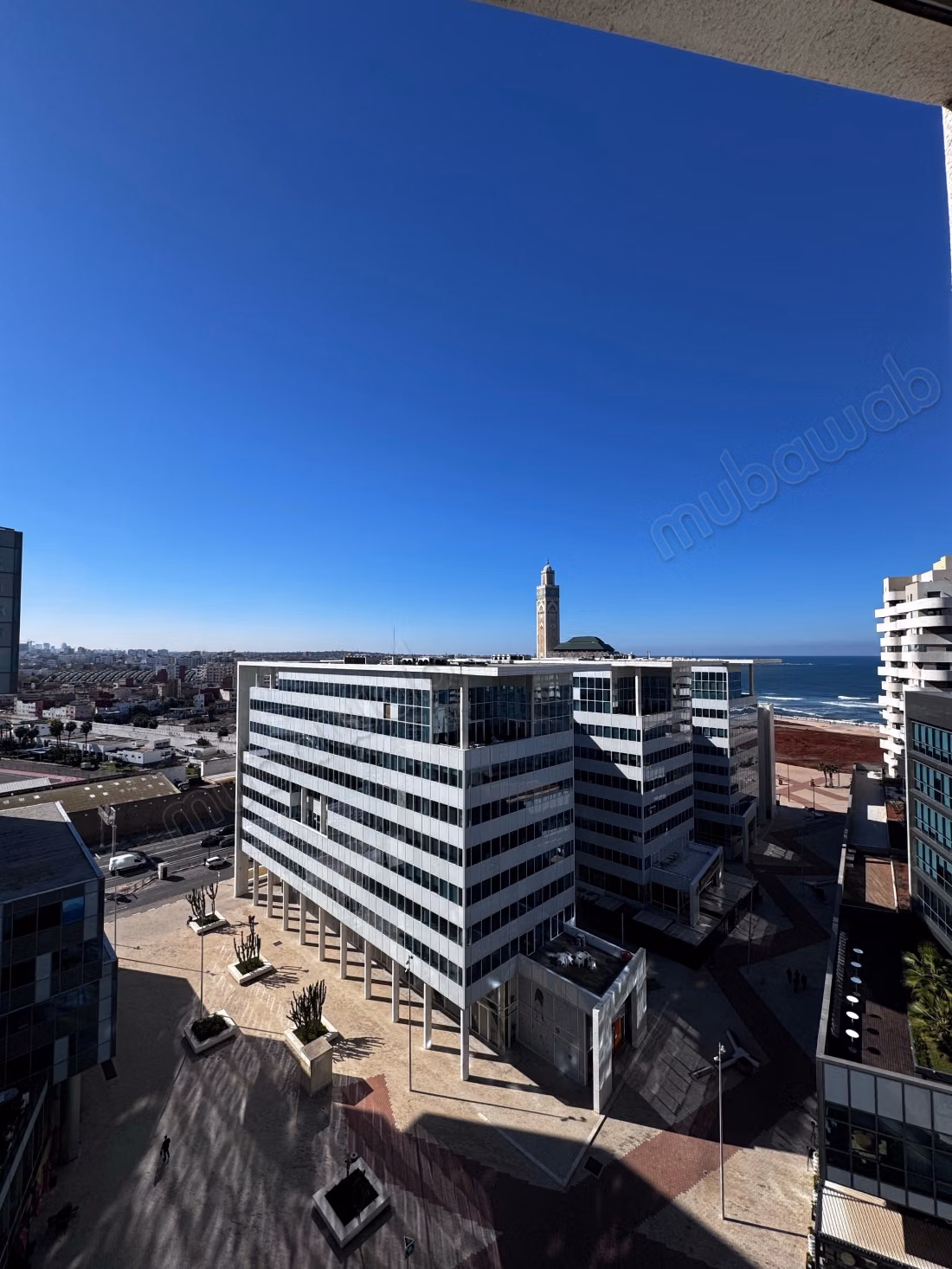 Renovated furnished studio with ocean view and Hassan II Mosque