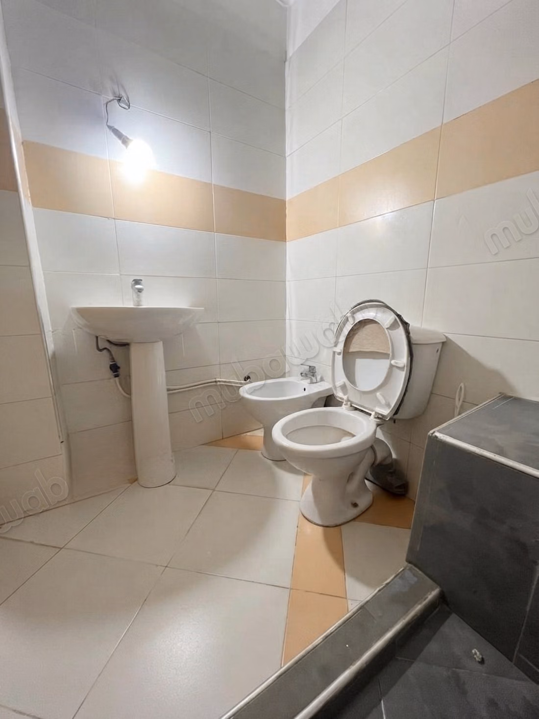 Duplex met 3 slaapkamers naast Mabrouka