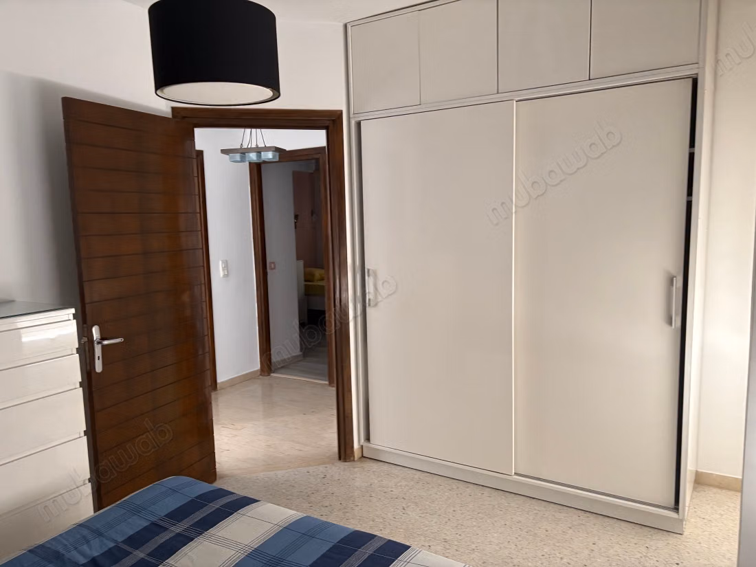 Duplex arredato con ricchezza nel quartiere delle palme