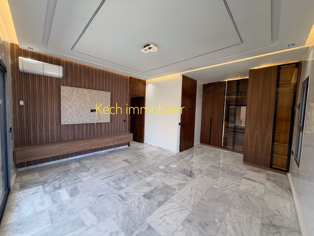 Magnificent villa for sale in Hay Targa. 5 comfortable bedrooms. Pool, air conditioning