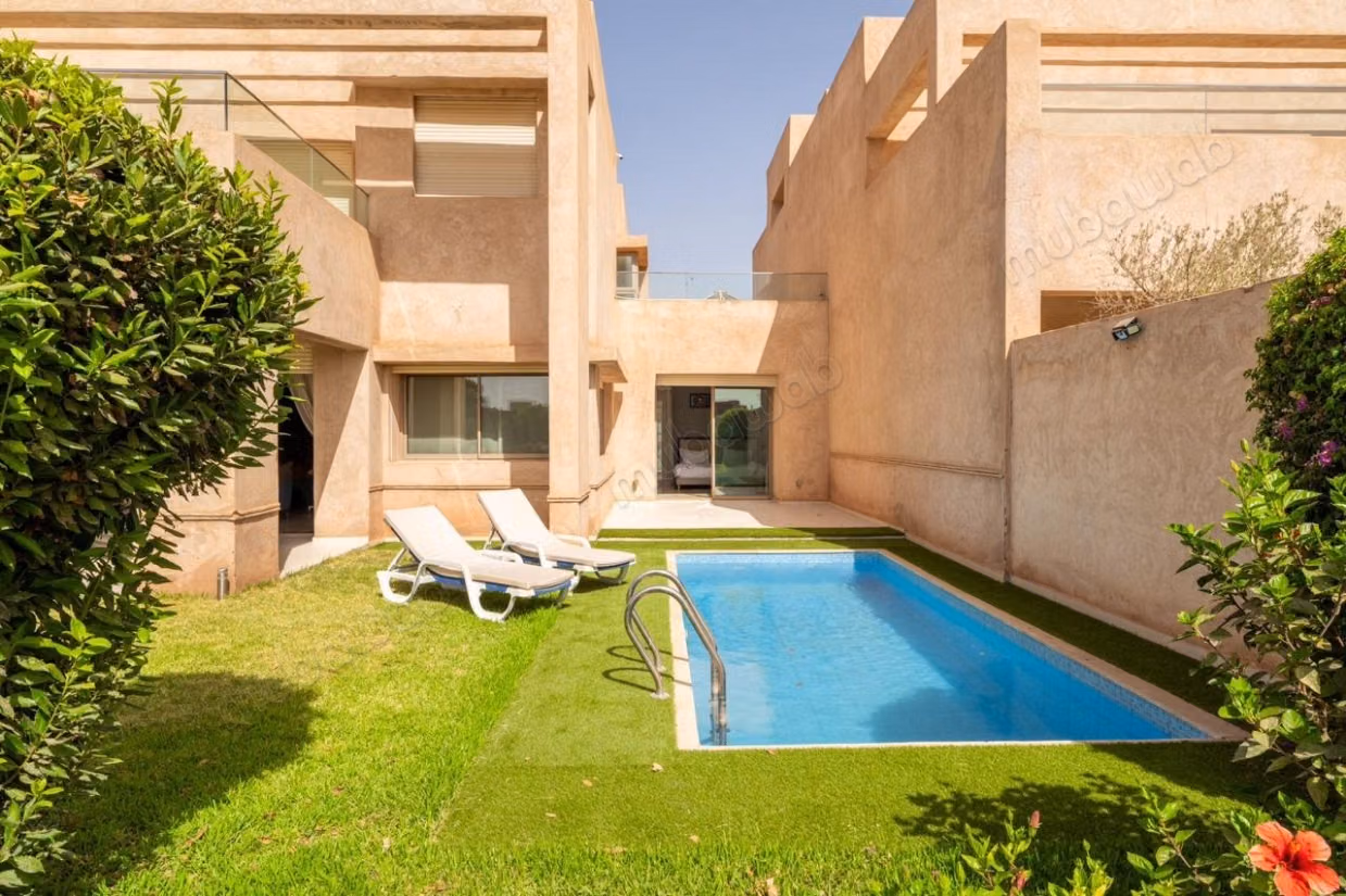Sublime Villa For Sale Prestigia