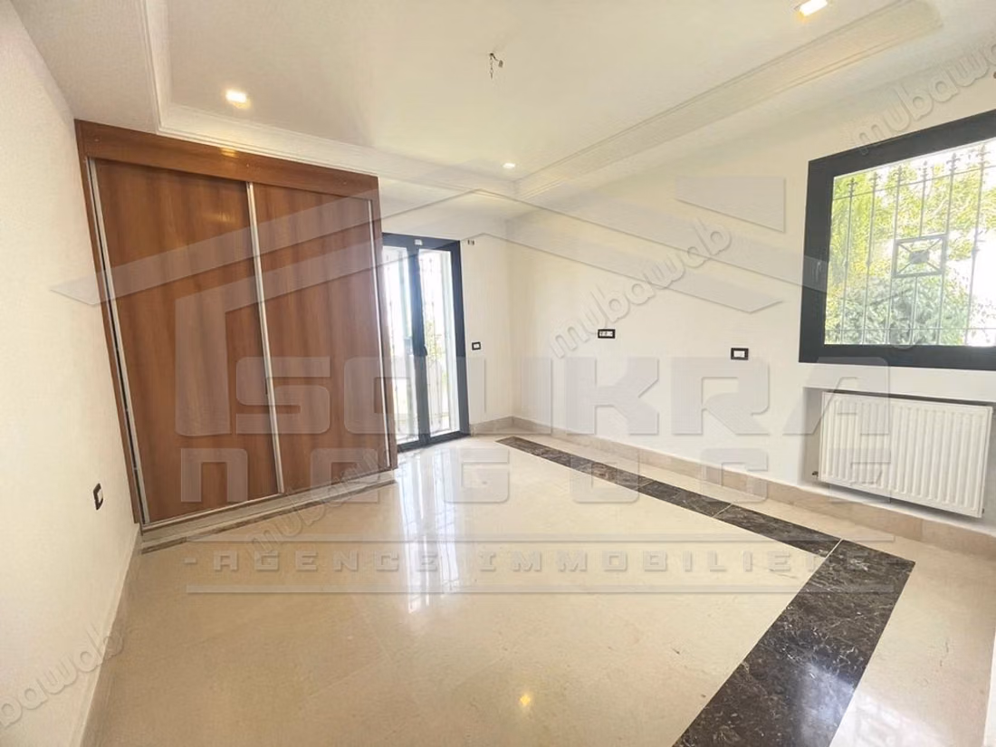 In affitto un piano di villa a Soukra