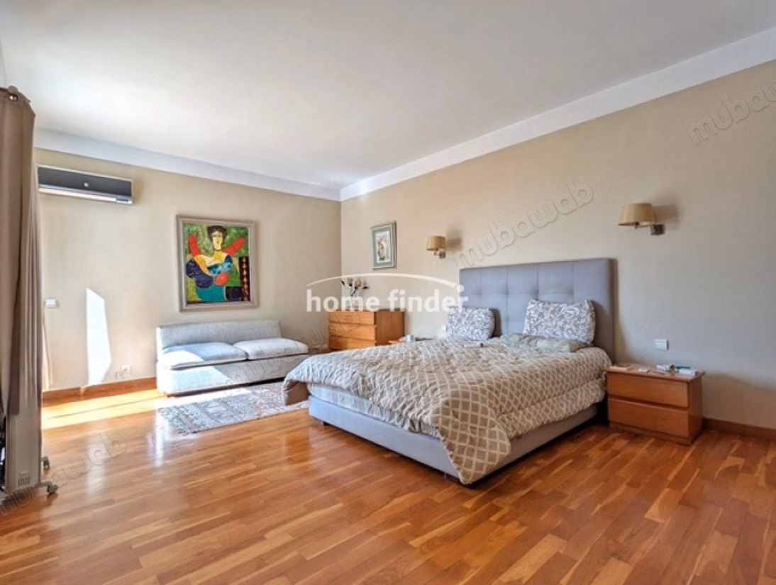 Villa meublée à louer sur Ain Diab 
470 m²