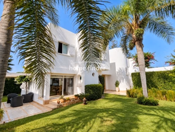 Villa meublée à louer sur Ain Diab 470 m²