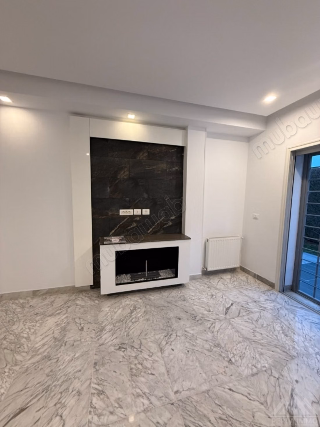 À vendre un appartement s3 à la Soukra