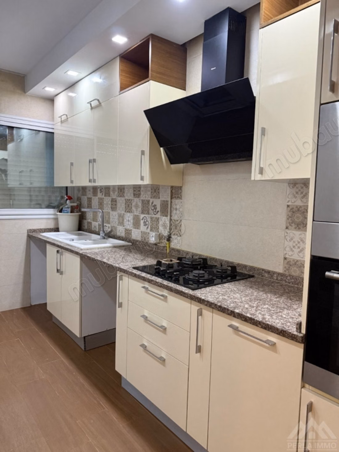 À vendre un appartement s3 à la Soukra