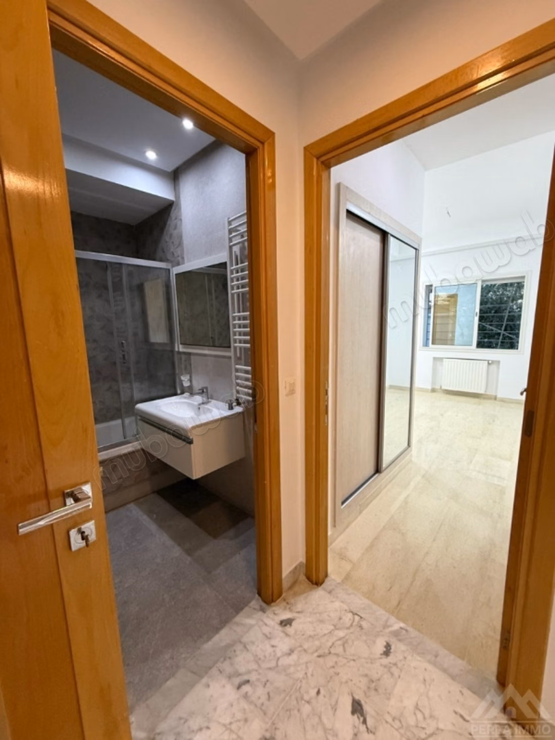 À vendre un appartement s3 à la Soukra
