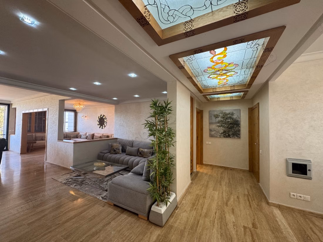 Appartement meublé haut standing à louer – Hay Riad