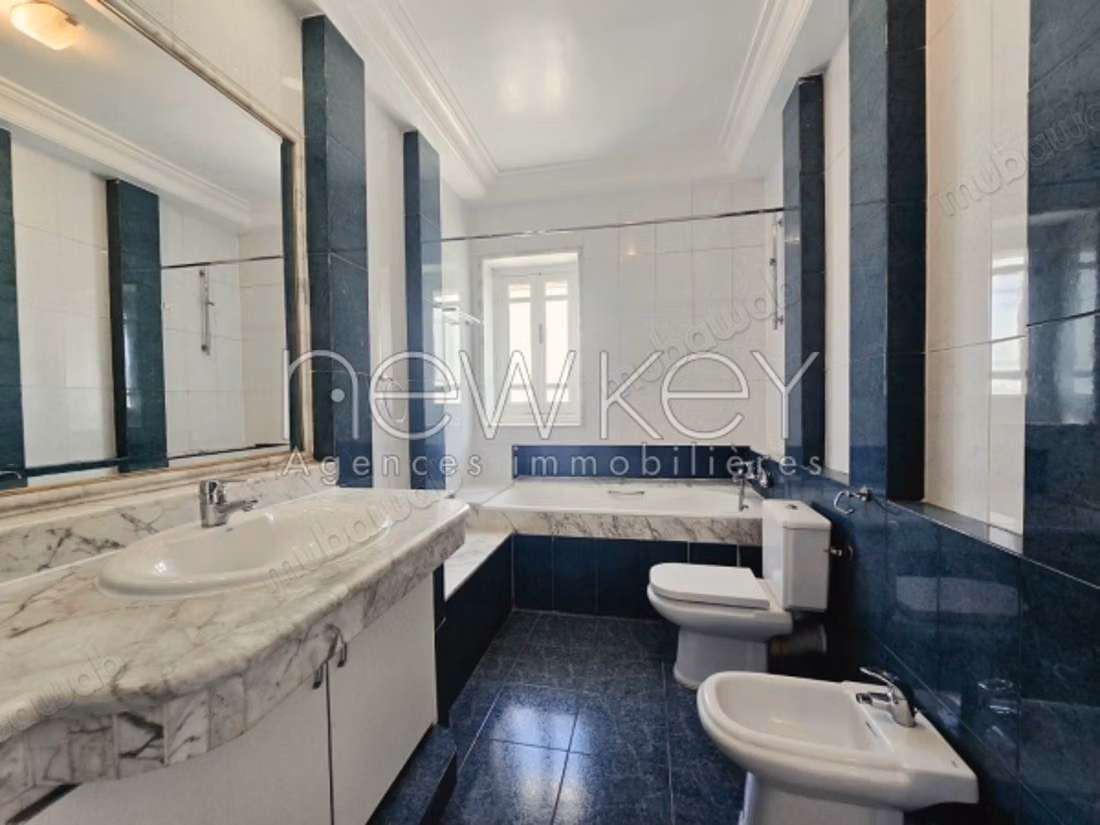 Une villa s6 à la Marsa