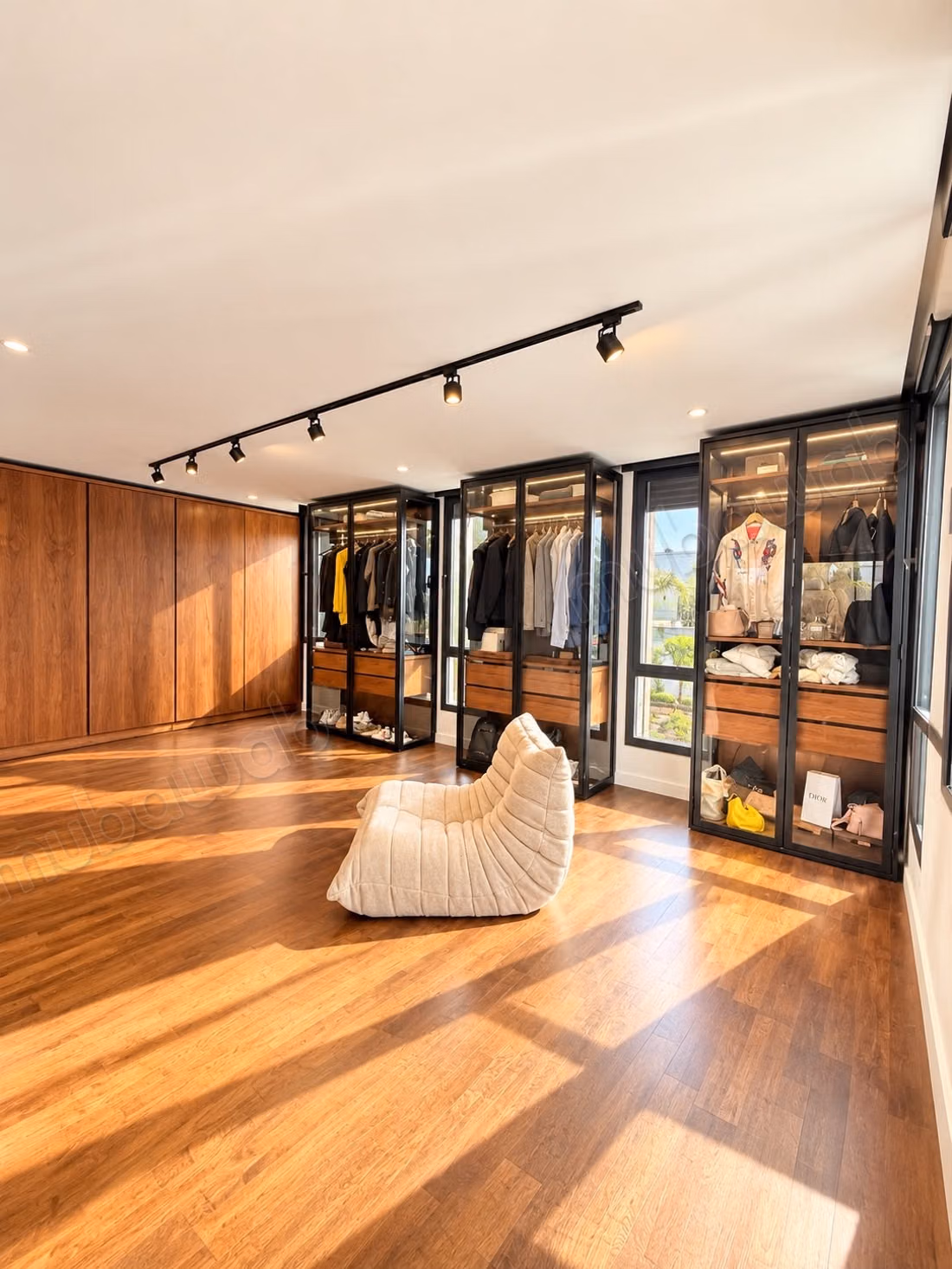 Exceptional Contemporary Villa