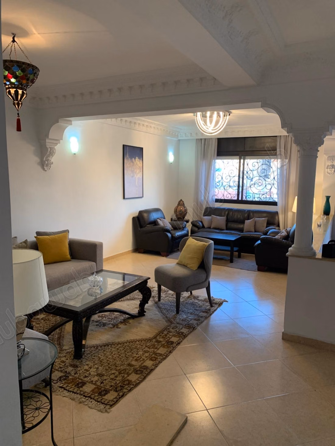 Location d'un appartement à Gauthier. Superficie 178 m². Bien meublé