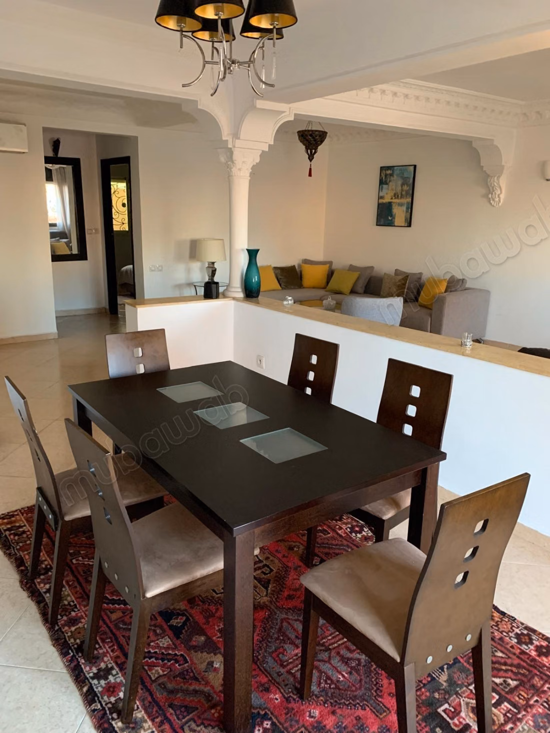 Location d'un appartement à Gauthier. Superficie 178 m². Bien meublé
