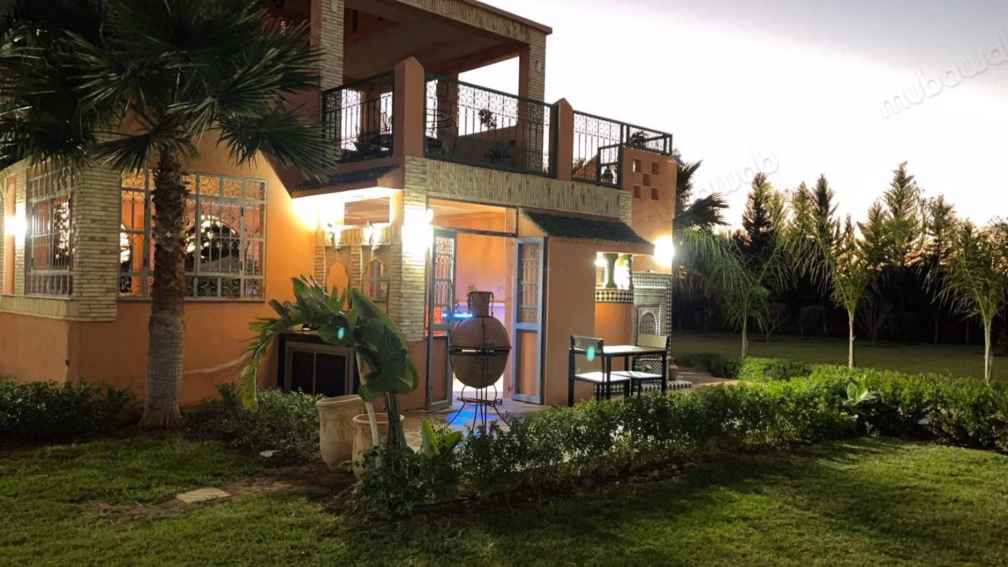 Magnifique villa à vendre à Ouled Hassoune. 8 chambres