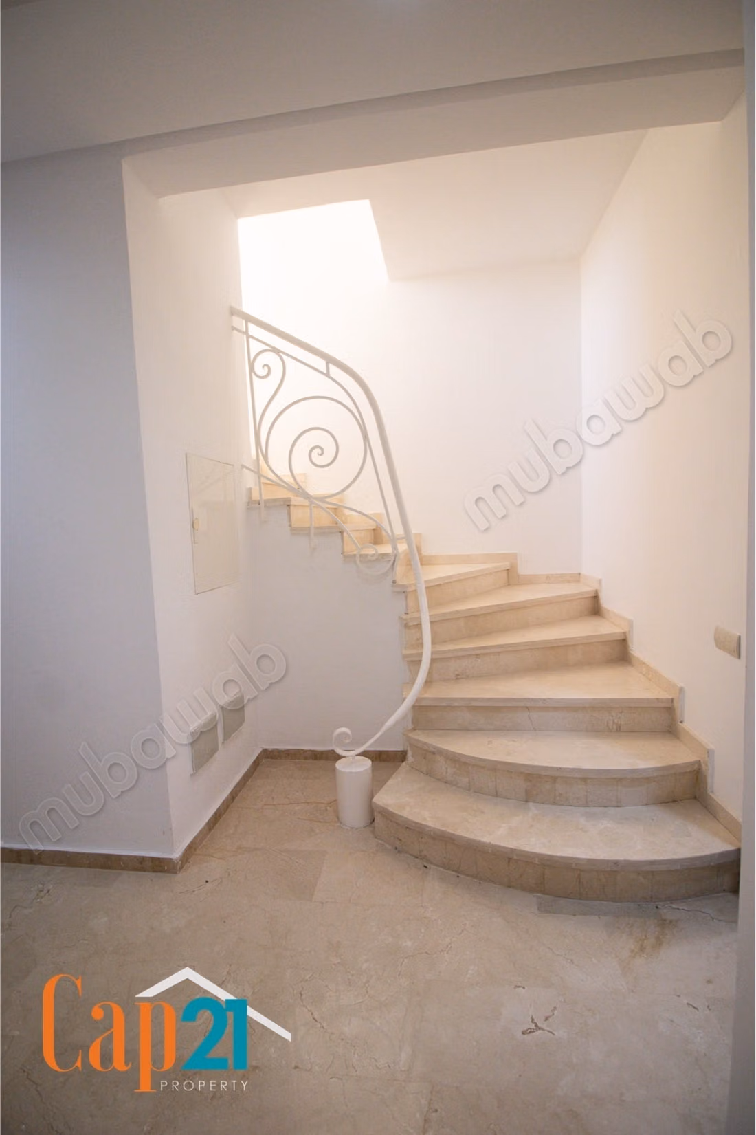 Villa with panoramic view and pool overlooking the sea for rent