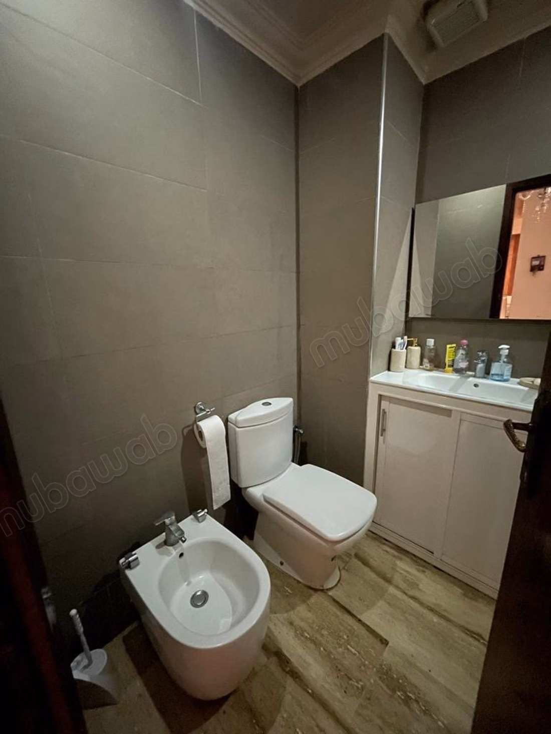 Appartement rénové à vendre — 2