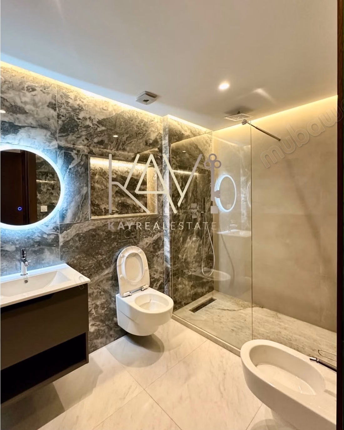 New high-end apartment for rent - city center