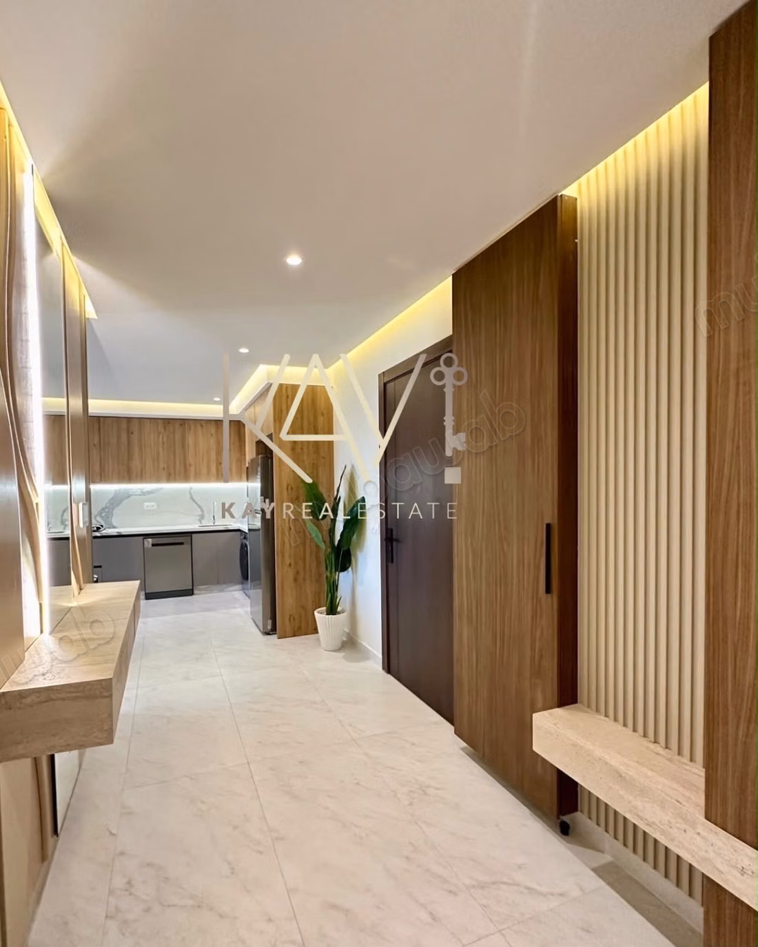 New high-end apartment for rent - city center