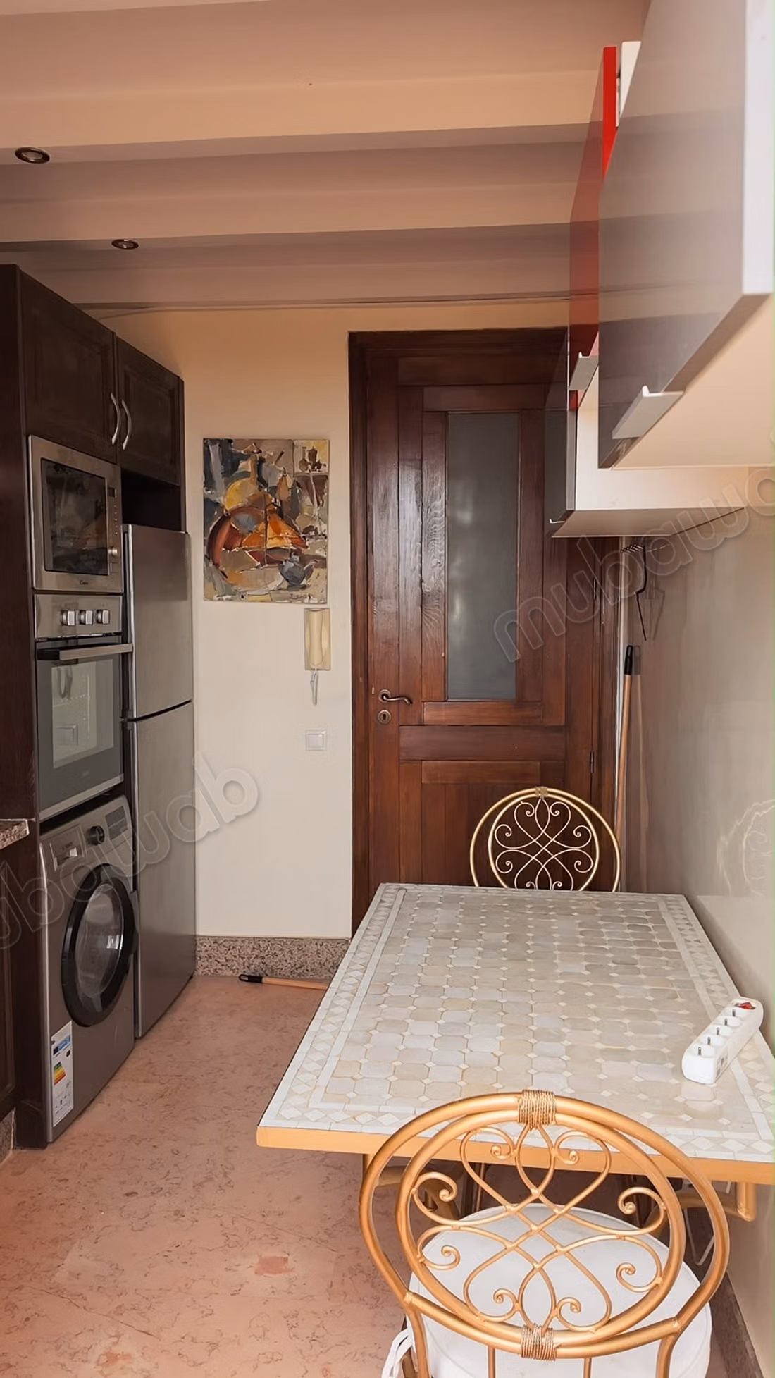 Superbe appartement à louer à Agdal. Surface 90 m². Climatisation et cheminée